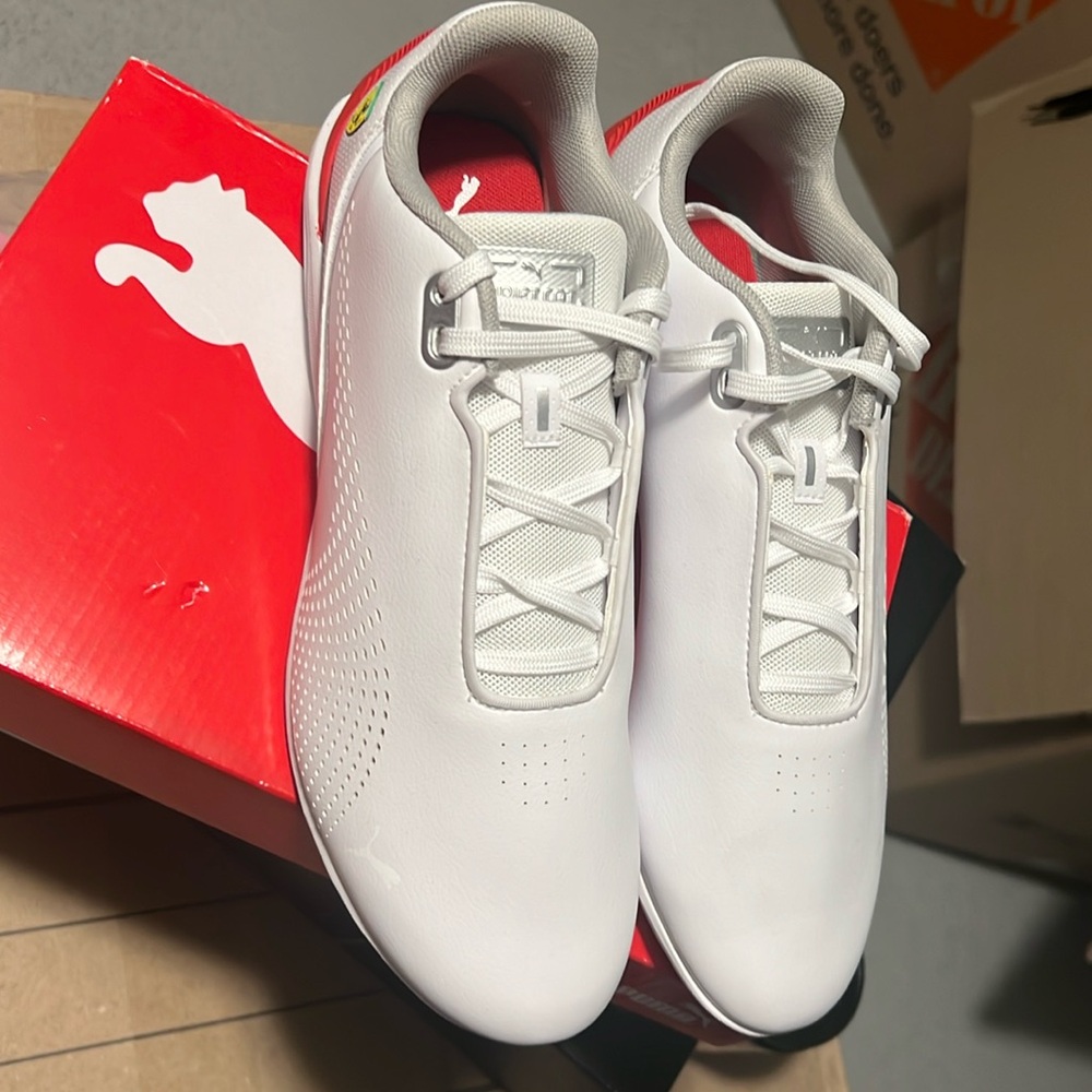 Mens Puma. 9.5 New
